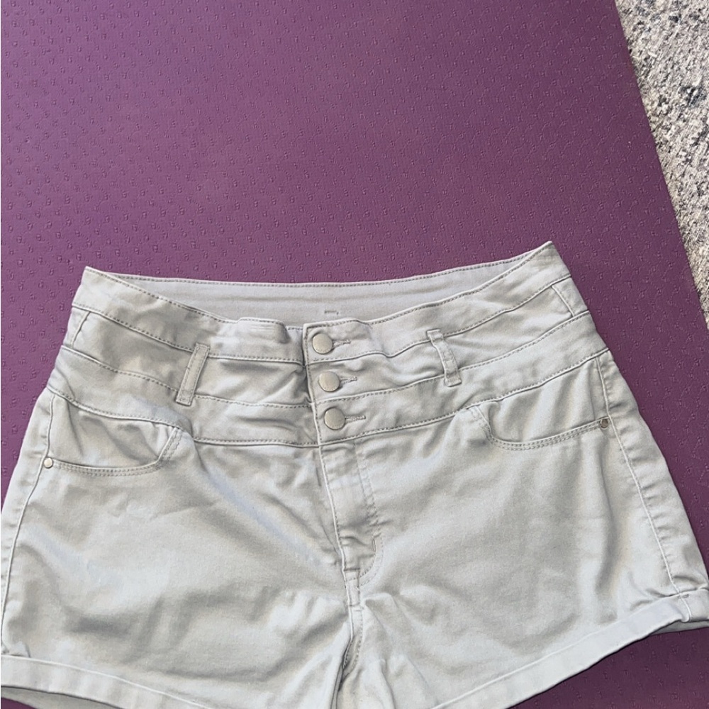Stylish Gray Women's Shorts